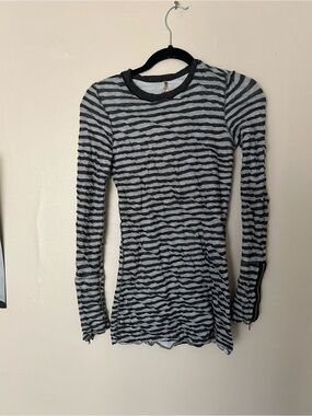 PETE Striped Long-Sleeve Bodycon Dress - Black & Gray